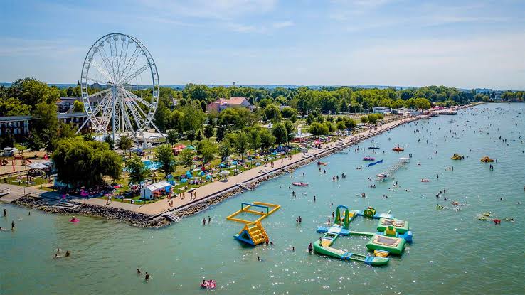 Nagystrand und Aranypart, Siófok